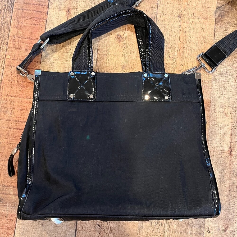Milly - Mod look B&W Messenger Tote Bag. Color Block Canvas & Patent Leather - Picture 7 of 16